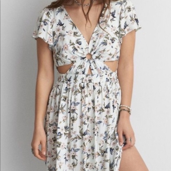 AE keyhole dress - Picture 3 of 10